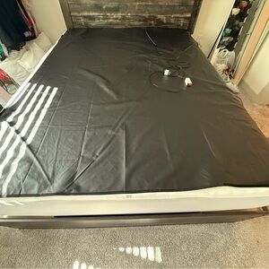 Grounding Therapy Mattress Cover - Queen Size Bed